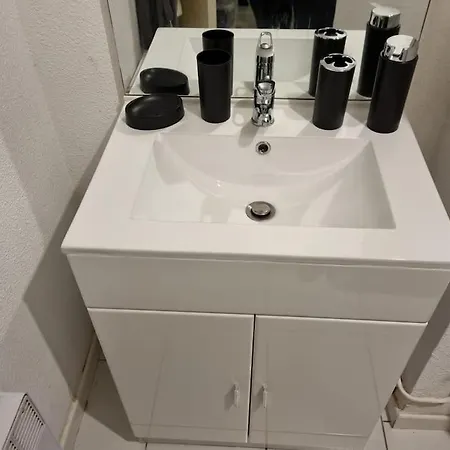 公寓 Jacuzzi Toulouse, Place Parking *